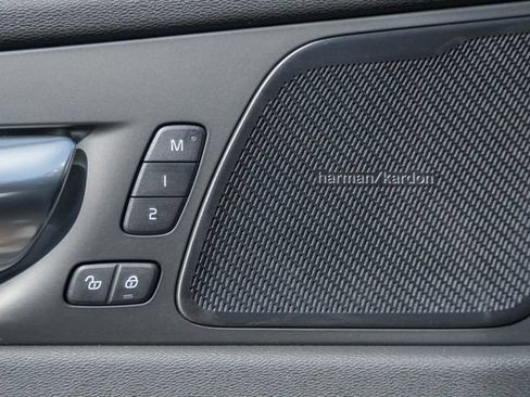 New 2027 Volvo XC60 B5 Ultra AWD/4WD image 41