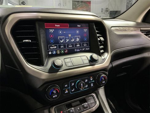 Used 2023 GMC Acadia Denali w/ Denali Technology Package image 29