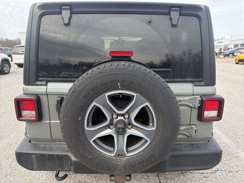 Used 2023 Jeep Wrangler Sport S image 6