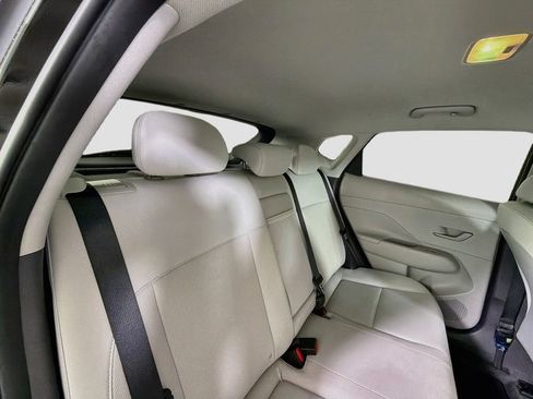 Used 2024 Hyundai Kona SEL FWD image 25