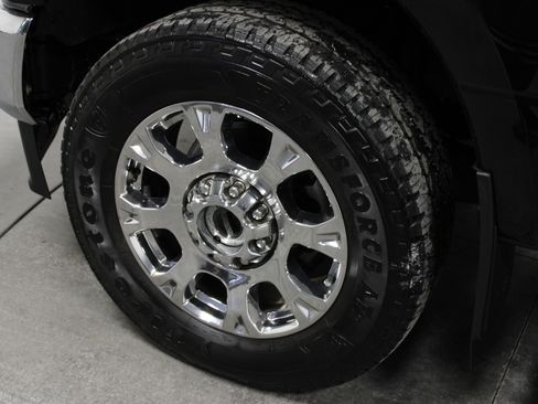 Used 2021 Ford F250 Lariat w/ Lariat Ultimate Package image 10