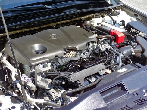 Used 2023 Toyota Camry LE FWD image 14