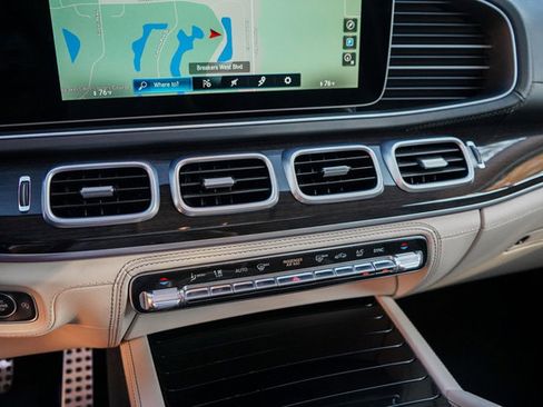 Used 2022 Mercedes-Benz GLE 53 AMG 4MATIC image 31