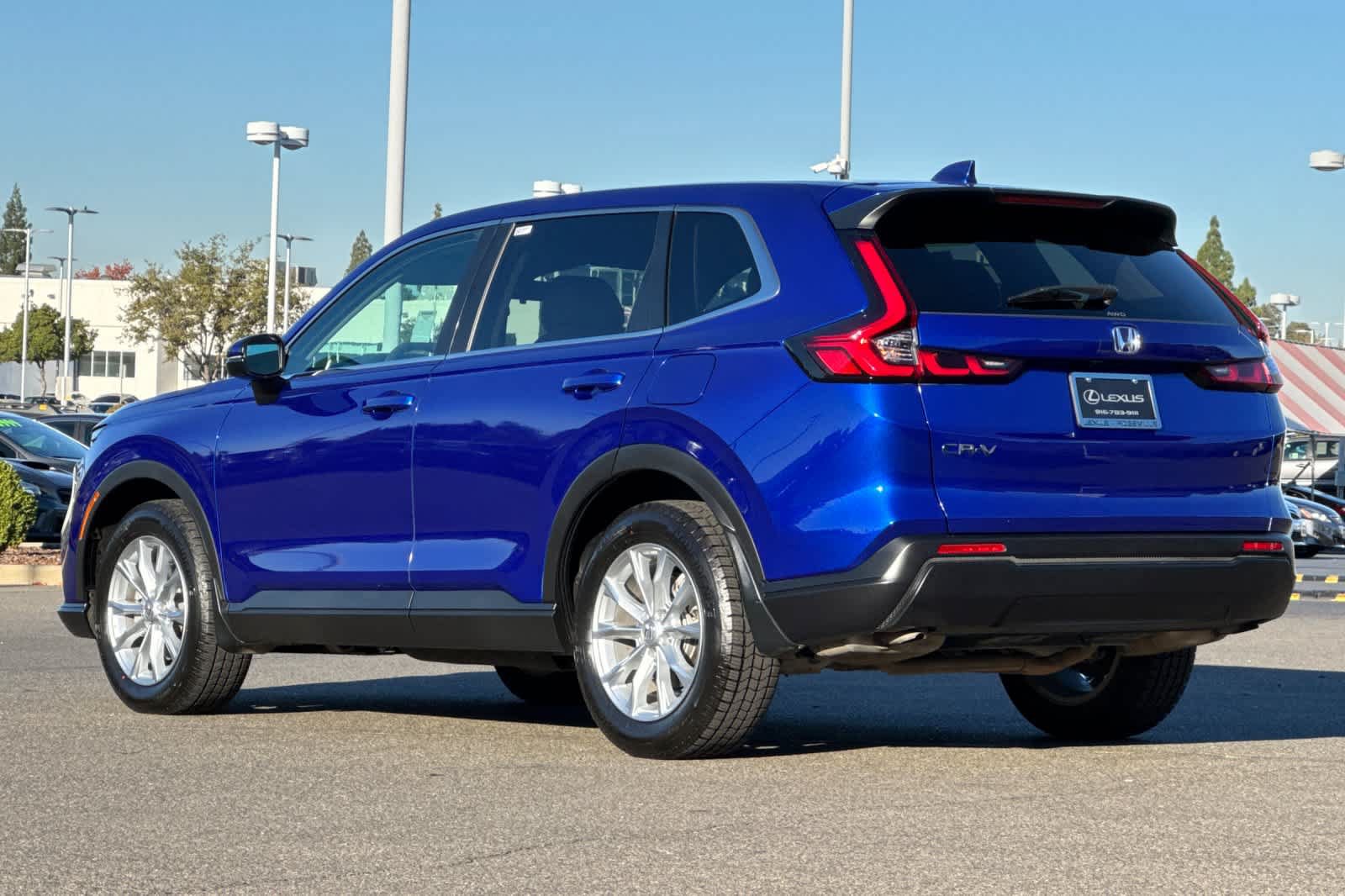 Used 2025 Honda CR-V EX image 7