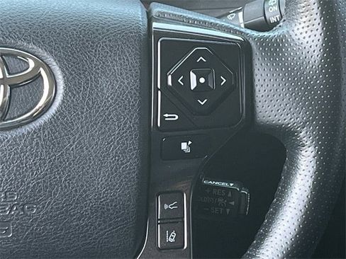 Used 2023 Toyota 4Runner 40th Anniversary SE image 15