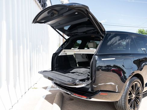 Used 2023 Land Rover Range Rover Long Wheelbase Autobiography AWD/4WD image 59