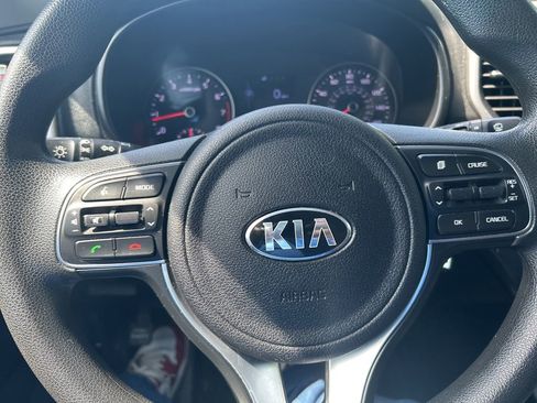 Used 2019 Kia Sportage LX w/ Option Group 017 FWD image 7