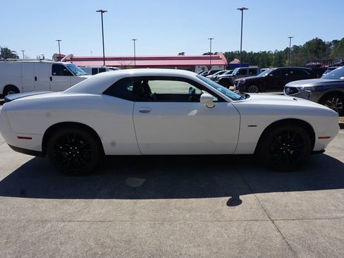 Used 2016 Dodge Challenger R/T Plus image 21