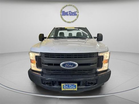 Used 2017 Ford F250 XL RWD image 8
