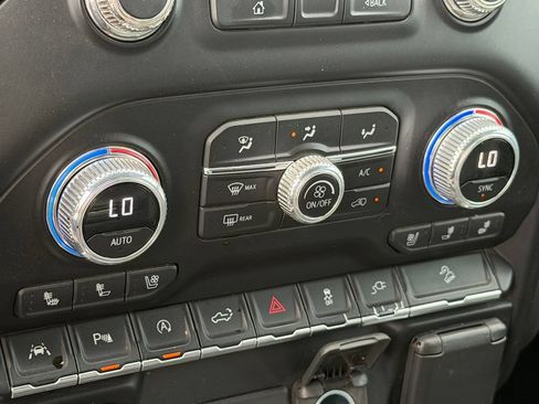 Used 2020 GMC Sierra 1500 Denali w/ Technology Package AWD/4WD image 19