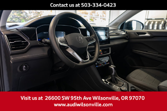 Used 2025 Volkswagen Taos SE AWD/4WD image 23