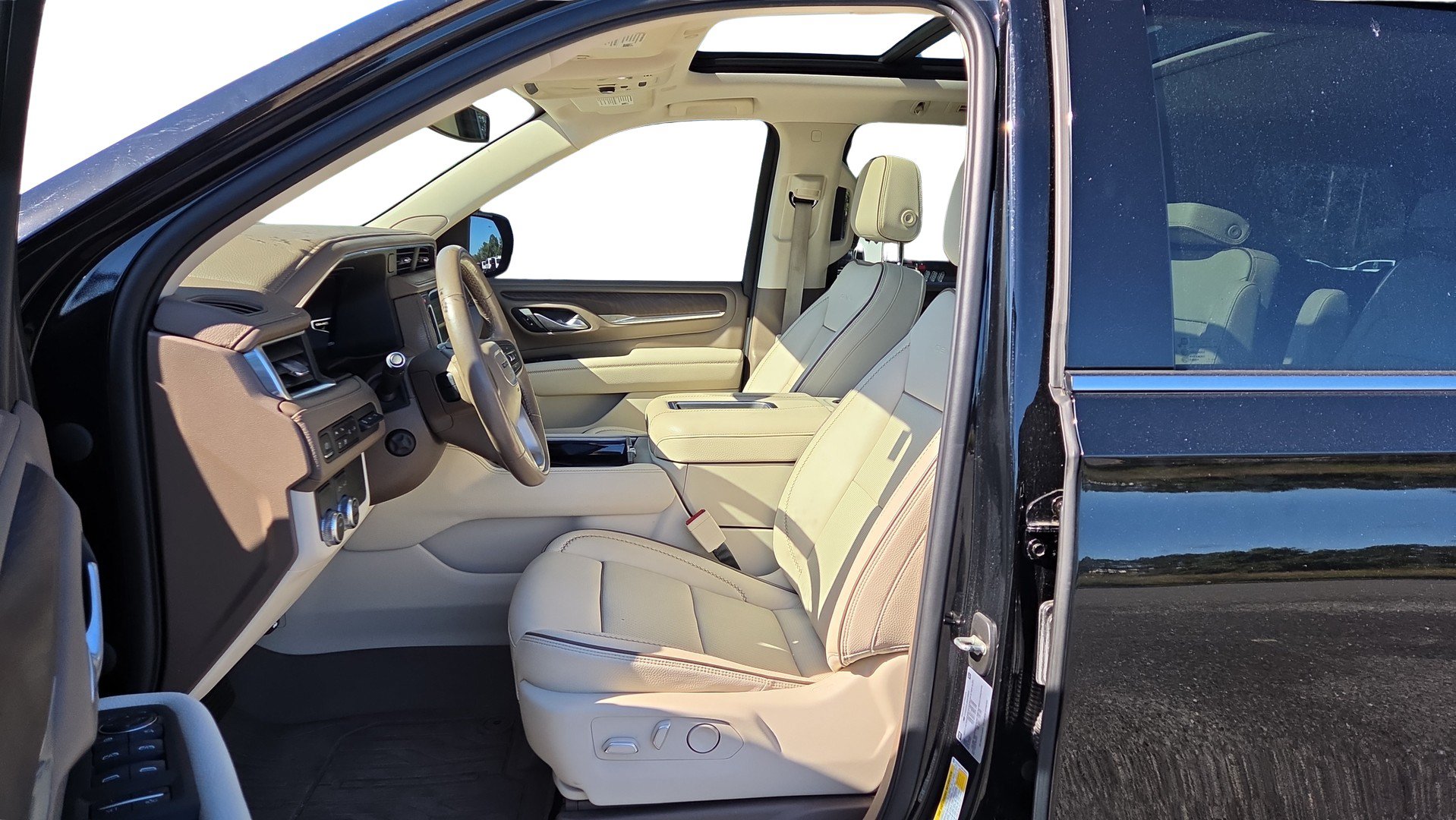 Used 2022 GMC Yukon Denali RWD image 20