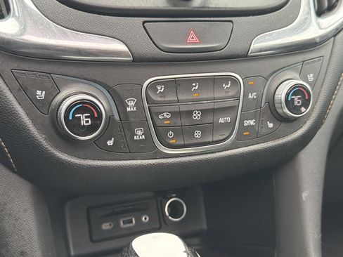 Used 2020 Chevrolet Equinox Premier AWD/4WD image 27