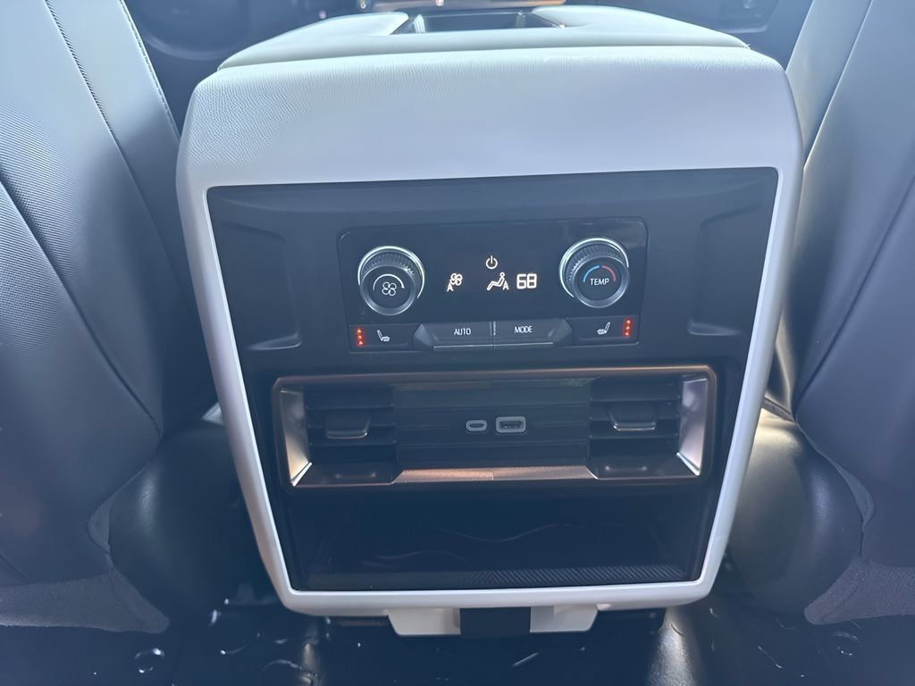 Used 2025 GMC Hummer EV 2X AWD/4WD image 13