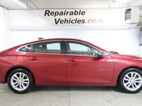 Used 2016 Chevrolet Malibu LT FWD image 4