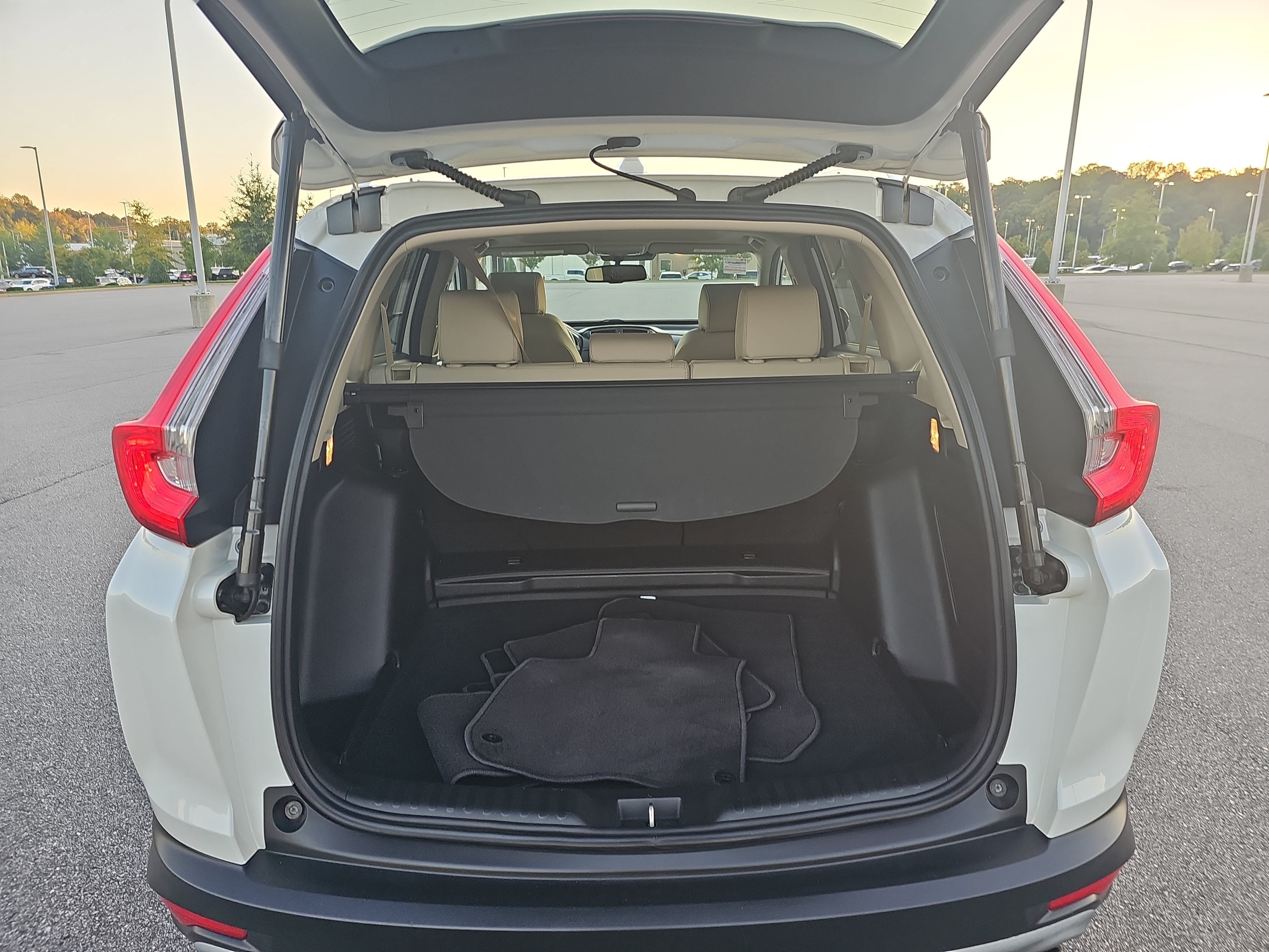 Used 2019 Honda CR-V Touring image 13