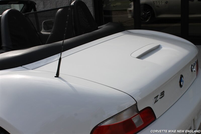 Used 2001 BMW Z3 3.0i RWD image 15
