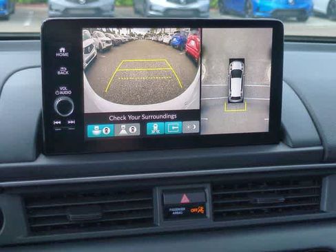 Used 2023 Honda Pilot Elite image 32