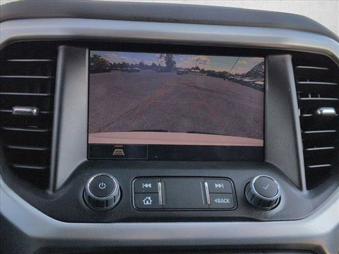 Used 2023 GMC Acadia SLT AWD/4WD image 24