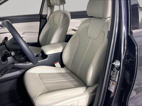 Certified 2026 Kia Sorento EX FWD image 17