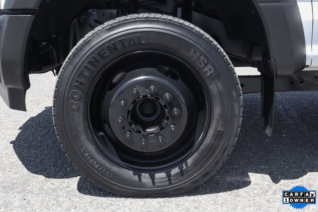 Used 2017 Ford F550 2WD Crew Cab Super Duty image 35