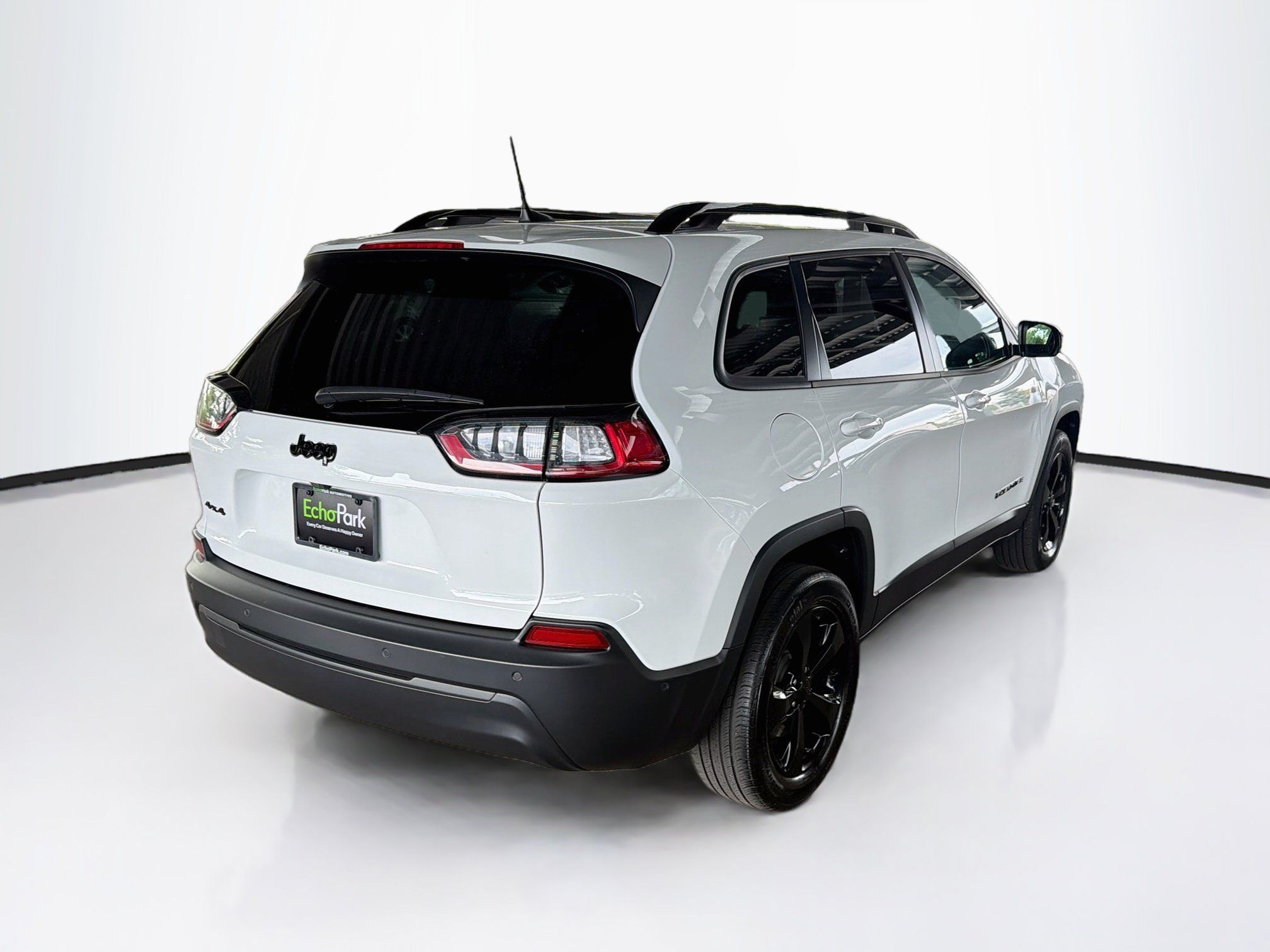 Used 2023 Jeep Cherokee Altitude Lux AWD/4WD image 9