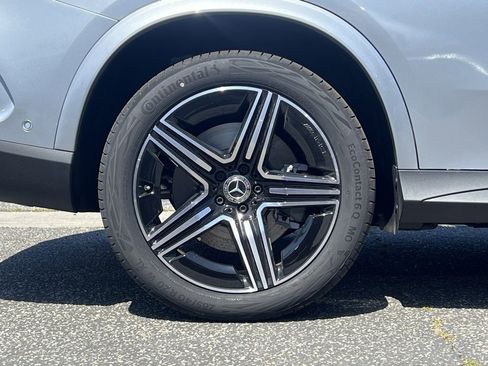 New 2025 Mercedes-Benz GLC 350e 4MATIC image 15