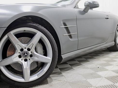 Used 2013 Mercedes-Benz SL 550 image 6