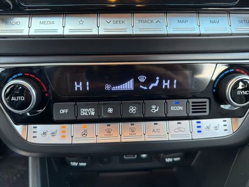 Used 2019 Hyundai Sonata Limited FWD image 21