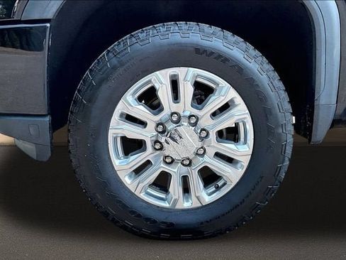 Used 2021 GMC Sierra 2500 Denali w/ Denali Ultimate Package AWD/4WD image 8