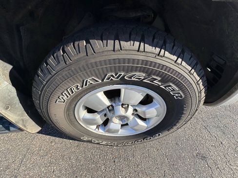 Used 2007 Toyota 4Runner Sport RWD image 34