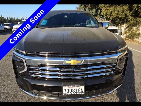 Used 2025 Chevrolet Suburban Premier w/ Sun And Tow Package image 12