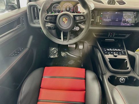 New 2026 Porsche Cayenne GTS AWD/4WD image 25