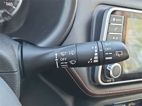 Used 2020 Nissan Kicks SR w/ SR Premium Package image 25