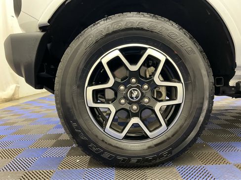 Used 2024 Ford Bronco Outer Banks image 18