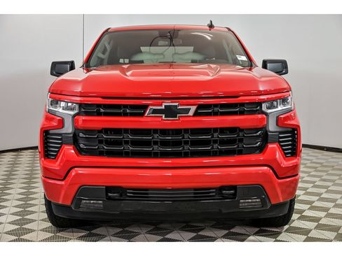 Used 2023 Chevrolet Silverado 1500 RST AWD/4WD image 4