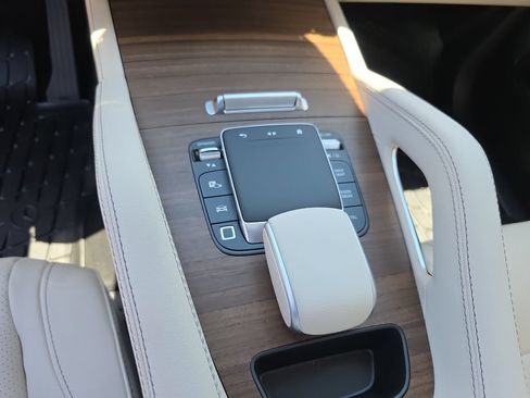 New 2026 Mercedes-Benz GLE 350 4MATIC image 17