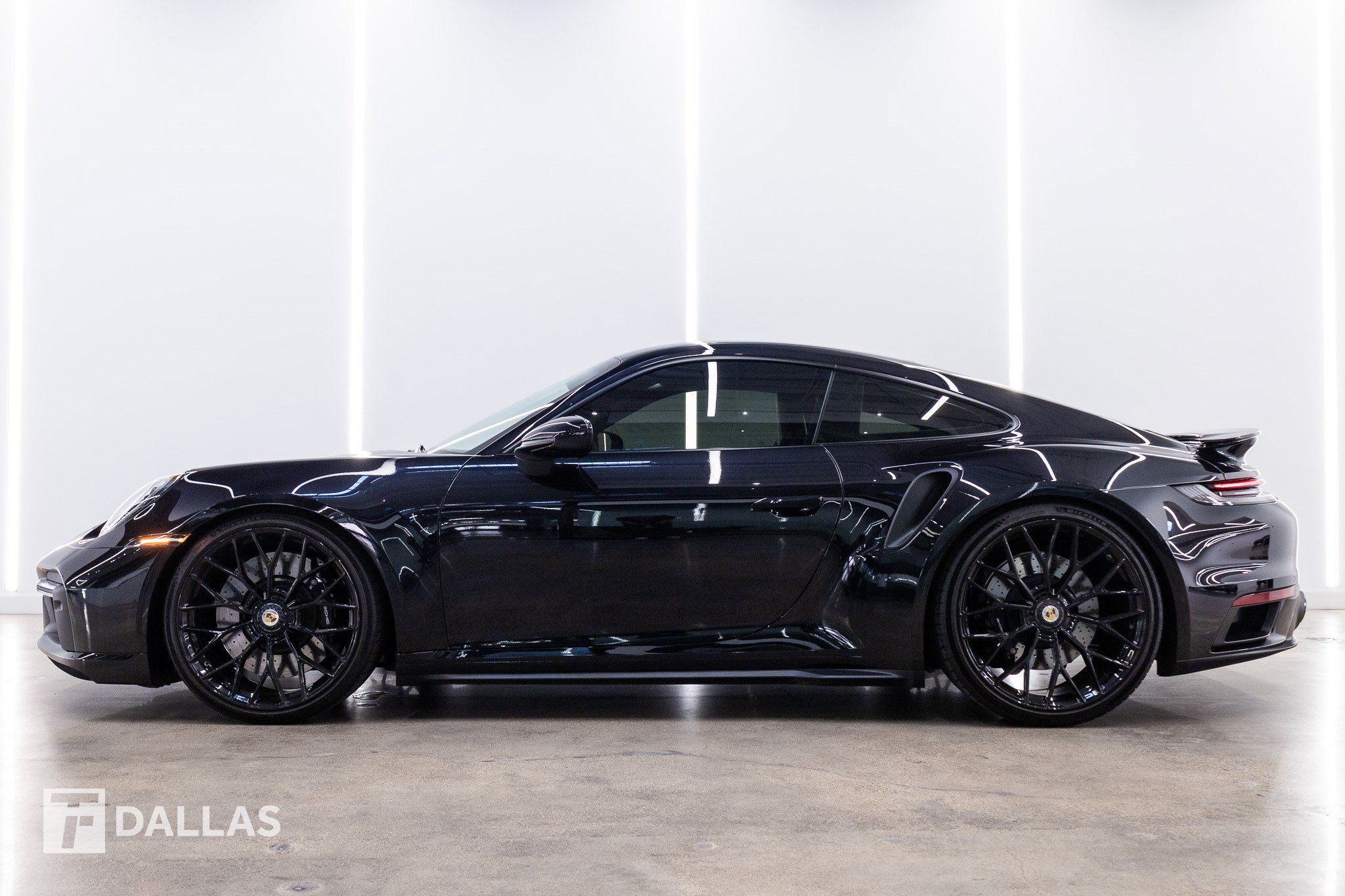 Used 2022 Porsche 911 Turbo AWD/4WD image 1