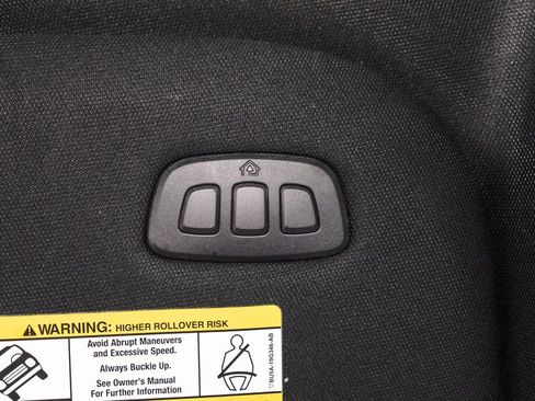 Used 2025 Ford F250 Platinum w/ FX4 Off-Road Package image 21