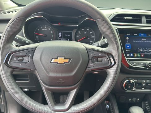 Used 2023 Chevrolet TrailBlazer LT w/ Convenience Package AWD/4WD image 14