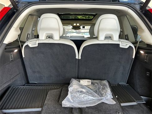 Certified 2024 Volvo XC90 T8 Ultimate w/ Protection Package image 26