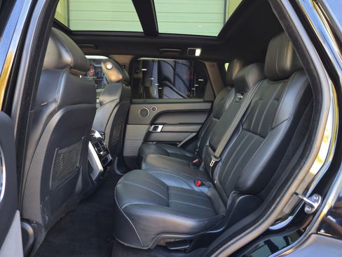 Used 2017 Land Rover Range Rover Sport HSE image 27