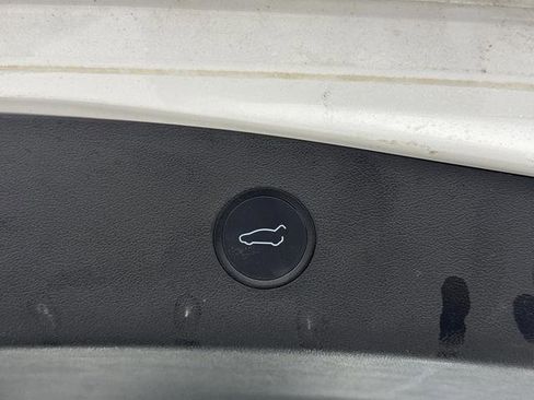 Used 2021 Tesla Model 3 Standard Range Plus image 16