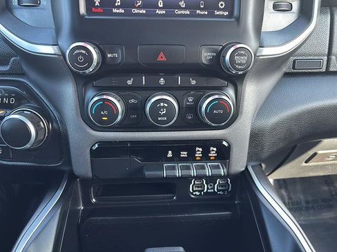 Used 2020 RAM 1500 Big Horn AWD/4WD image 24
