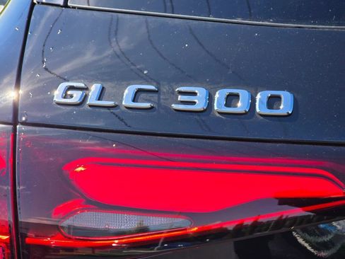 New 2026 Mercedes-Benz GLC 300 4MATIC image 29