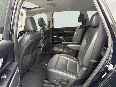 Used 2020 Kia Telluride S AWD/4WD image 32