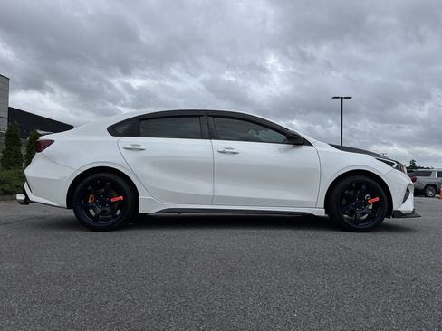 Used 2023 Kia Forte GT w/ GT2 Package FWD image 11