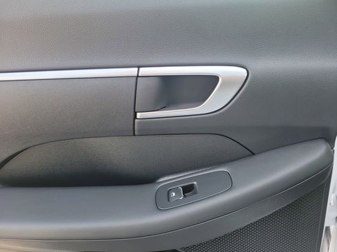 New 2025 Hyundai Sonata SE FWD image 12