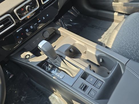 New 2026 Nissan Sentra SV w/ Floor Mat Package FWD image 24