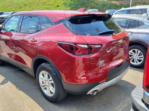 Used 2022 Chevrolet Blazer LT FWD image 8